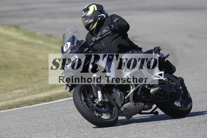 /01 02.04.2026 MAZ ADR/Gruppe rot/9